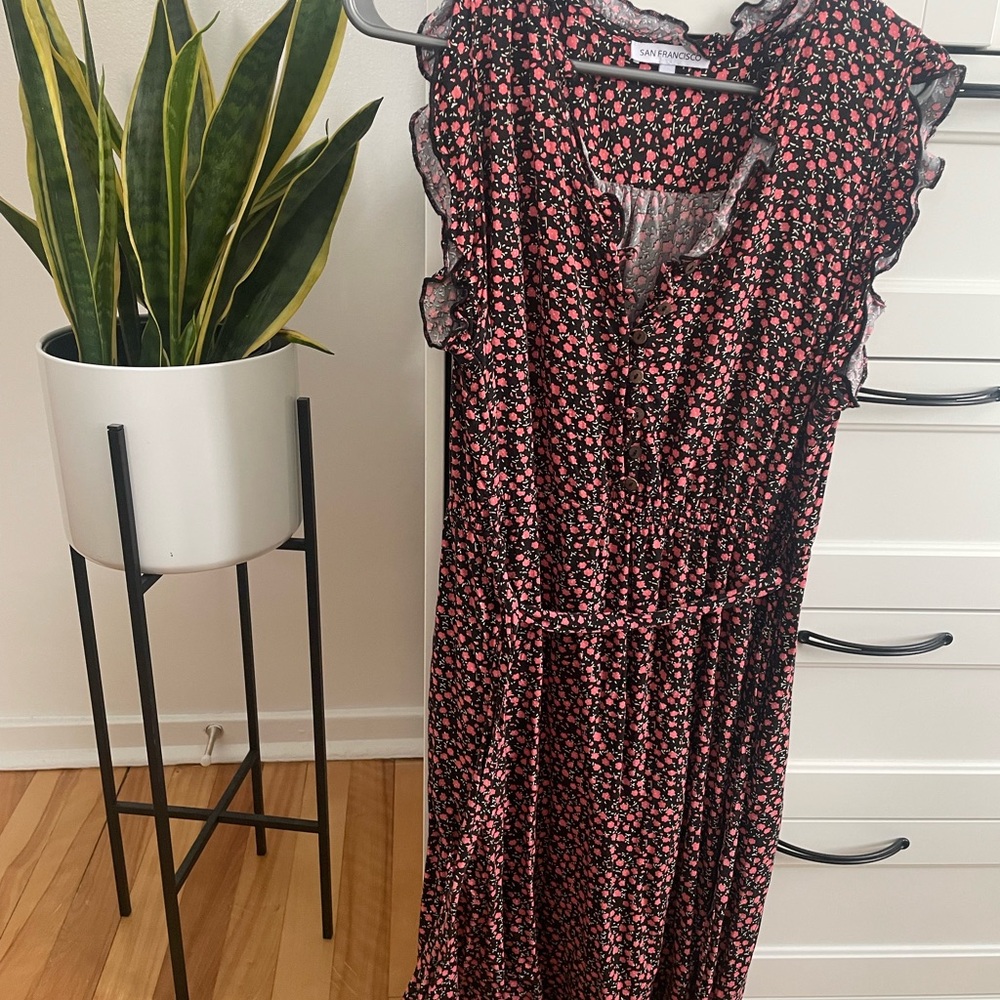 Elegant Black and Pink Floral Midi Dress